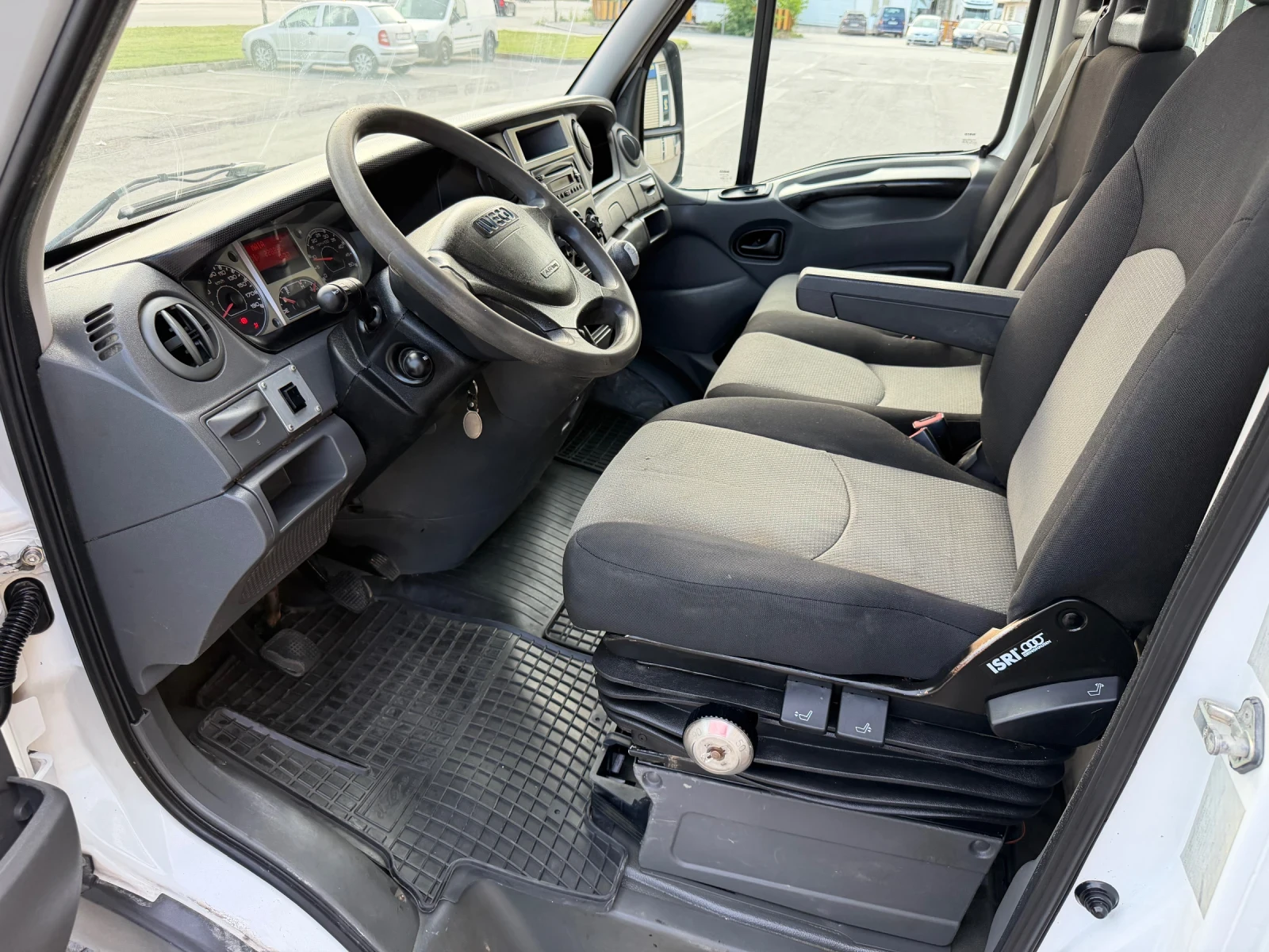 Iveco Daily 35C15 ШВЕЙЦАРИЯ, снимка 6 - Бусове и автобуси - 54874613