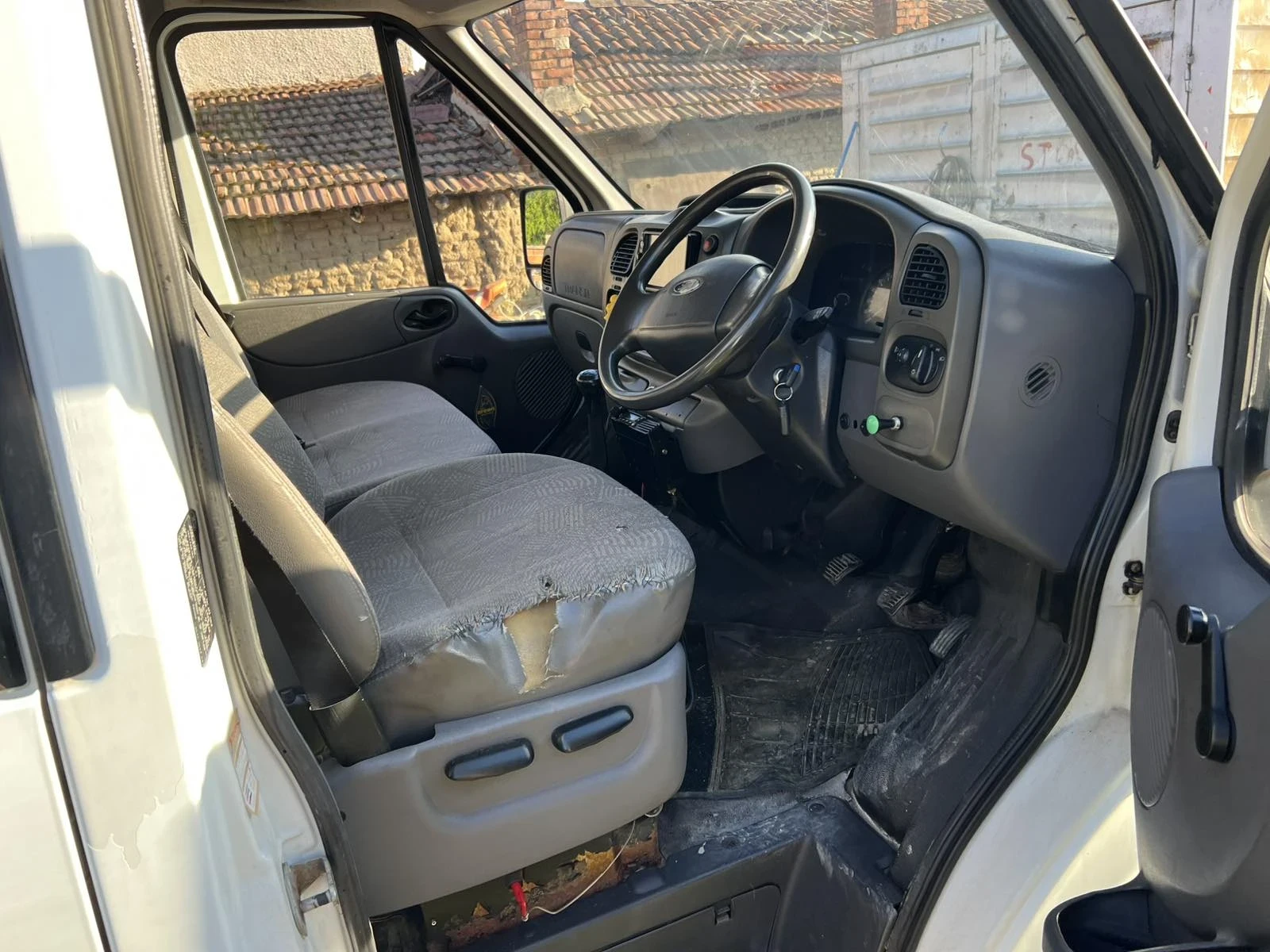 Ford Transit 2.4, снимка 4 - Бусове и автобуси - 55011406