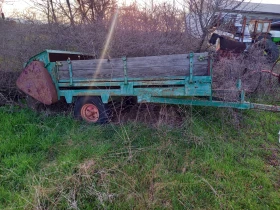 Специализирани машини Машини за лозя/овошки Тороразхвърлящо ремарке, снимка 1