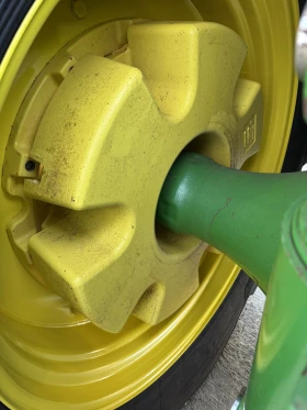  John Deere 8520 -  | Mobile.bg    12