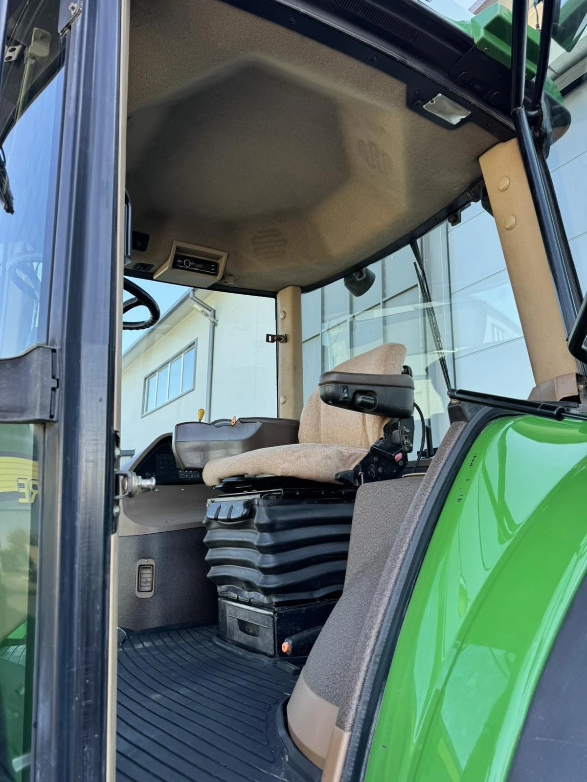 Трактор John Deere 8520 - лизинг - изображение 6