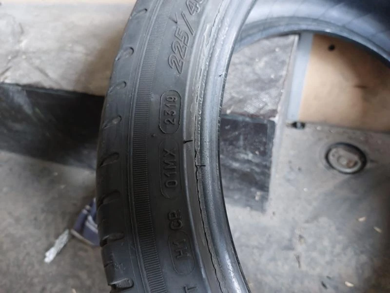 Гуми Летни 225/40R18, снимка 6 - Гуми и джанти - 37108637