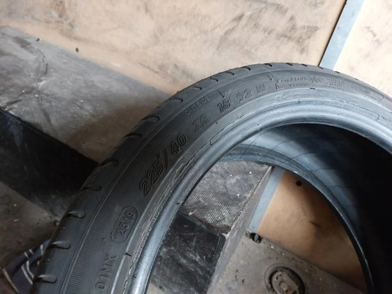 Гуми Летни 225/40R18, снимка 7 - Гуми и джанти - 37108637