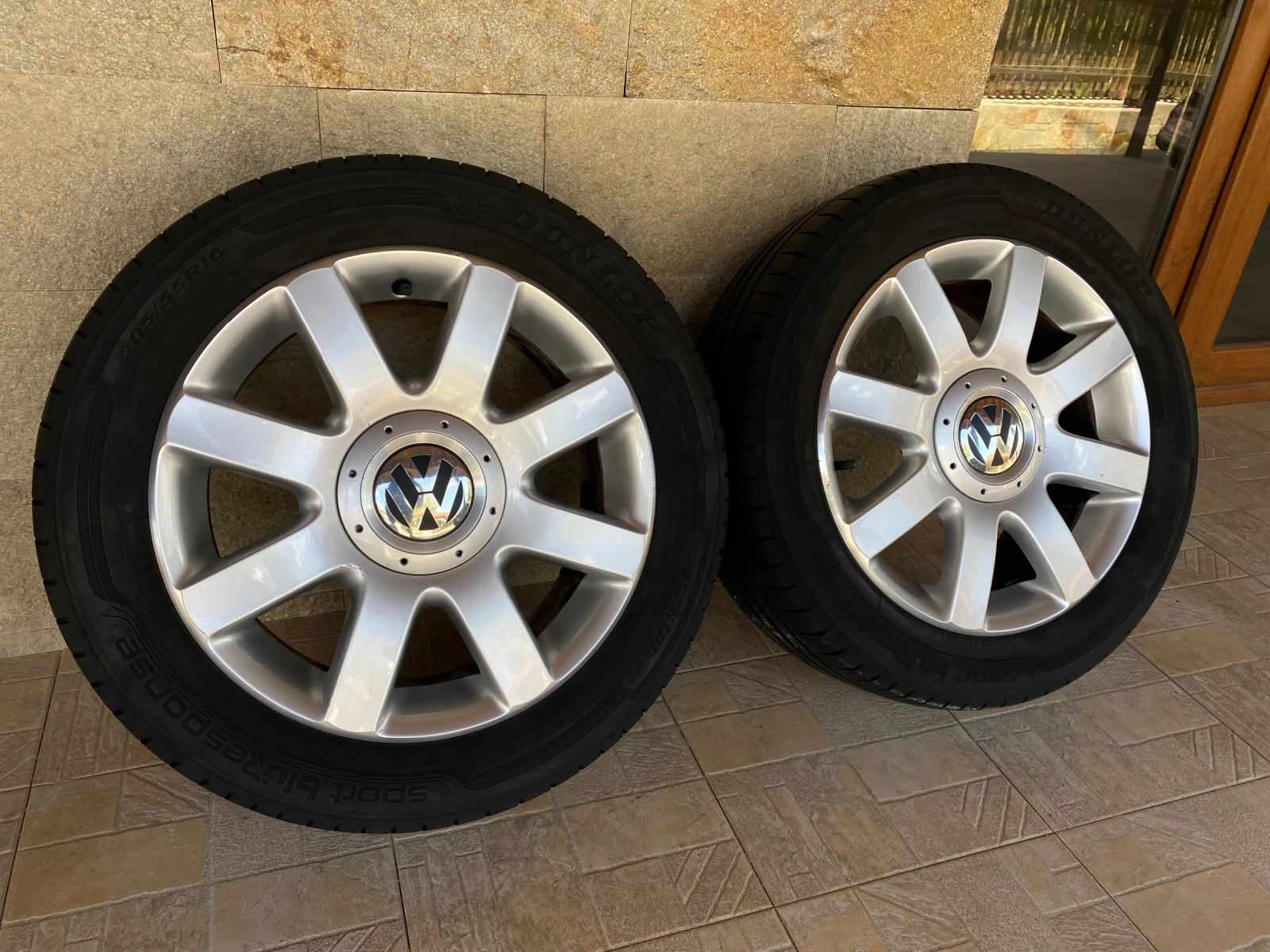 Гуми с джанти Kumho 205/55R16, снимка 6 - Гуми и джанти - 55298937