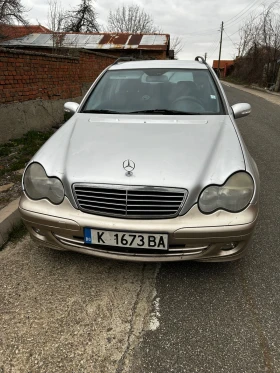 Mercedes-Benz C 200, снимка 4