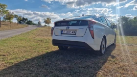 Обява за продажба на Toyota Prius 1.8  140кс ~28 500 лв. - изображение 3
