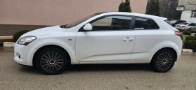Kia Ceed 2.0i, Navi, Кожа, снимка 2