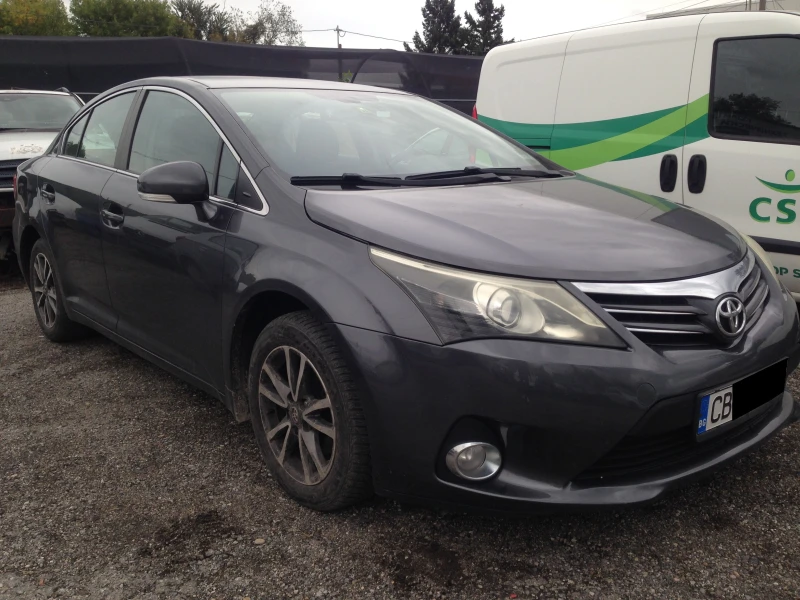 Toyota Avensis 2.0D4d124кс/седан/Камера, снимка 3 - Автомобили и джипове - 47282623