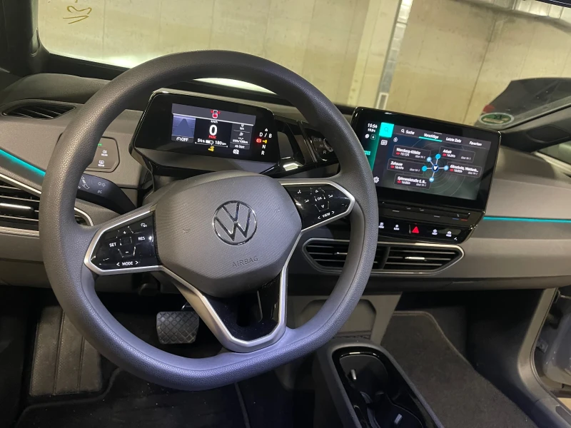 VW ID.3 Pro 204 hp, снимка 13 - Автомобили и джипове - 47337227