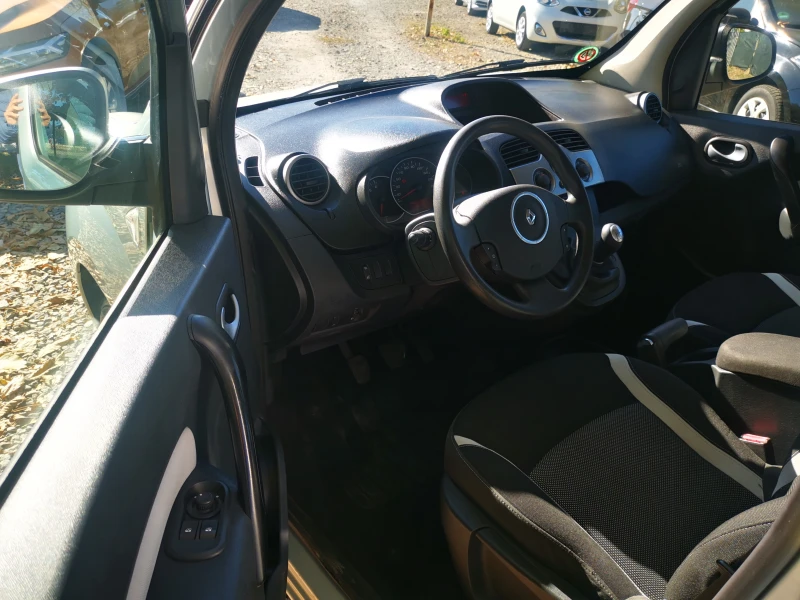 Renault Kangoo 1.6i/106ps, снимка 9 - Автомобили и джипове - 47863453