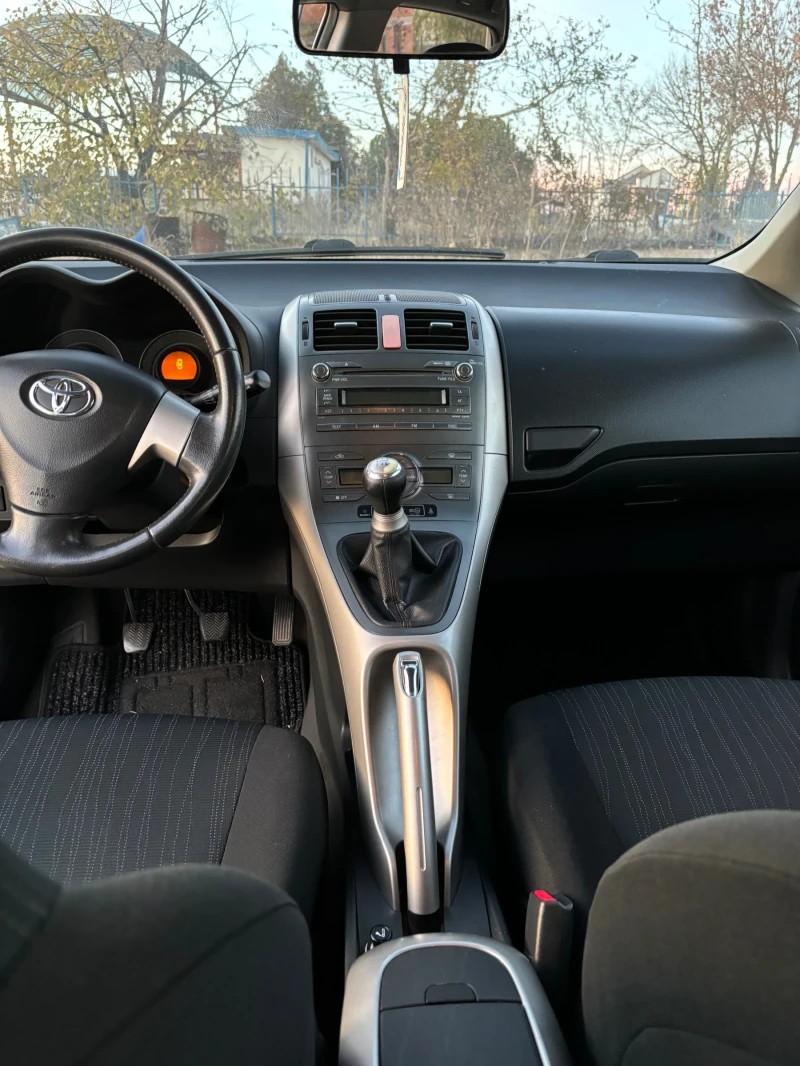 Toyota Auris D4D, снимка 5 - Автомобили и джипове - 48015098