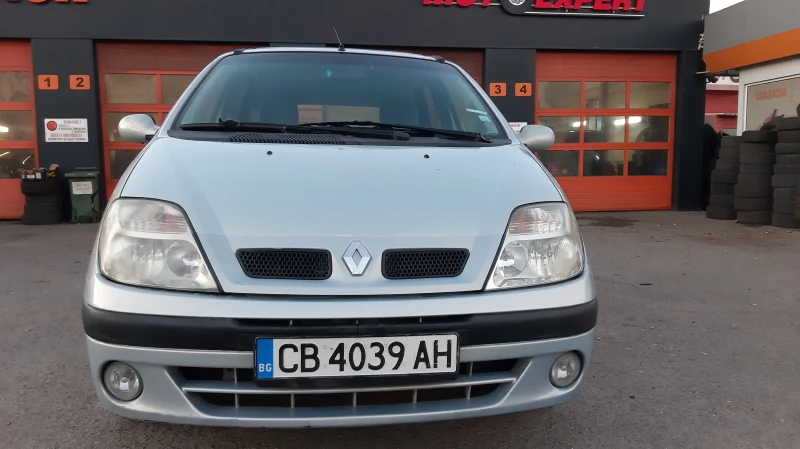 Renault Scenic 1.9-102кс, снимка 2 - Автомобили и джипове - 48362543