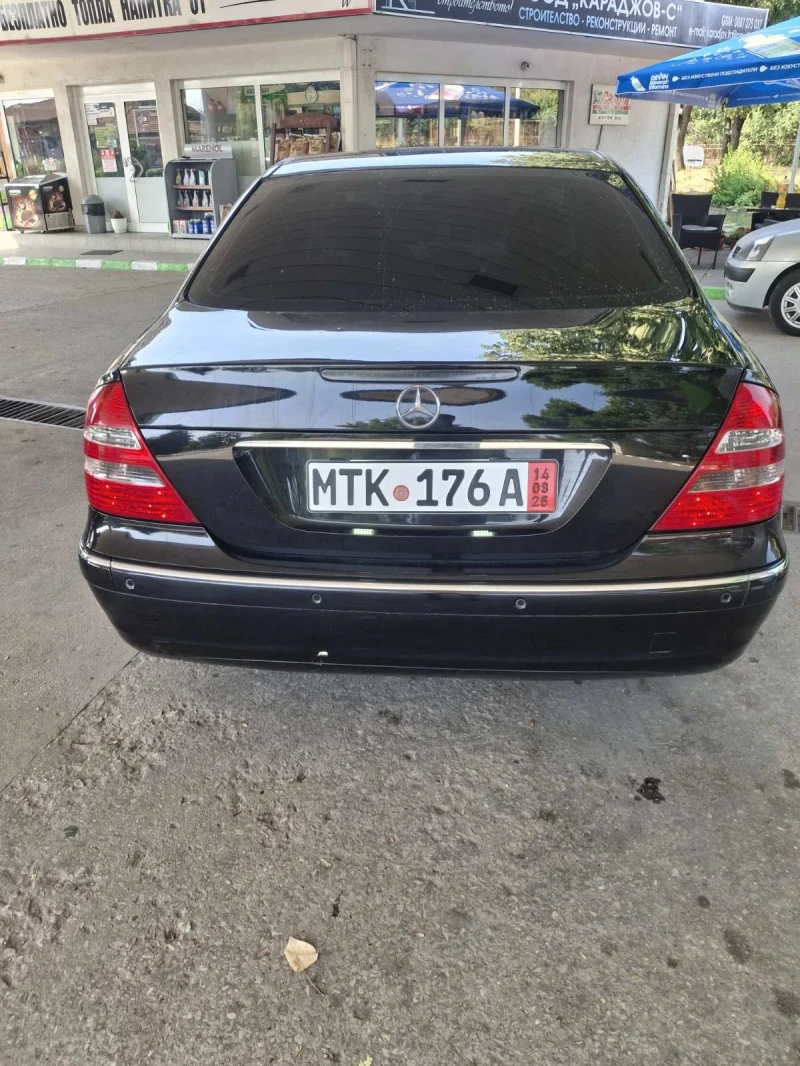 Mercedes-Benz E 240 Elegance, снимка 2 - Автомобили и джипове - 51147953
