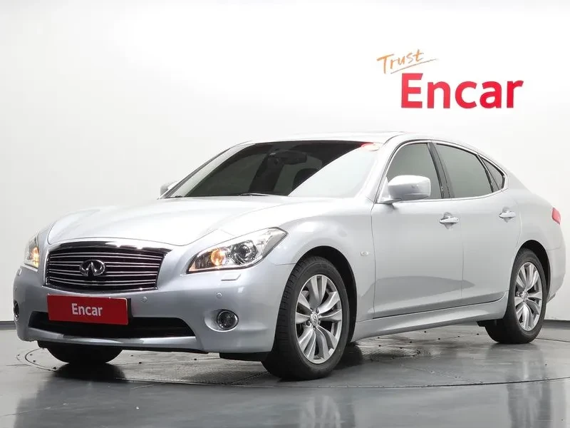 Infiniti M 37 3.7 - САМО 30% АВАНС