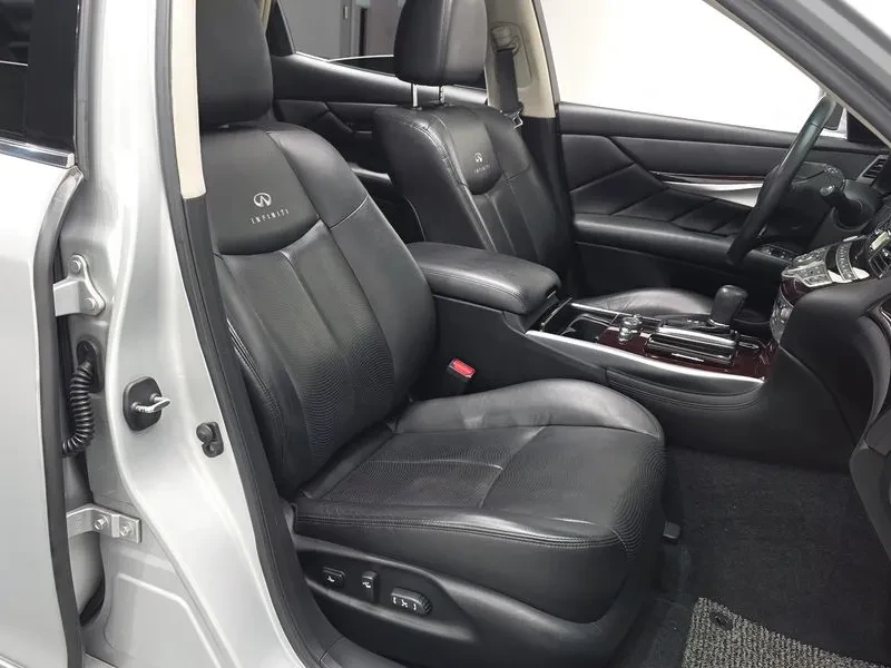 Infiniti M 37 3.7 - САМО 30% АВАНС, снимка 11 - Автомобили и джипове - 56285478
