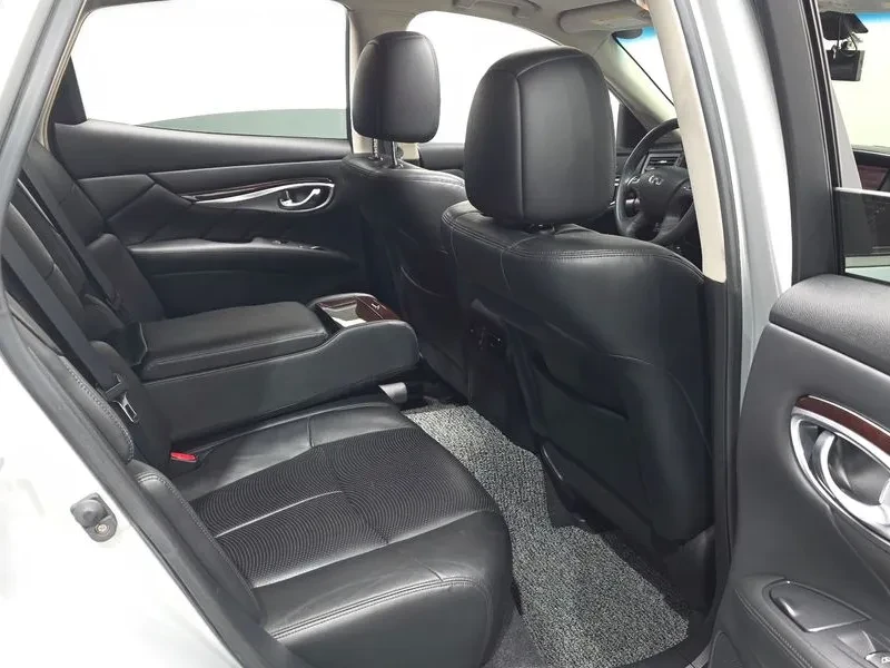 Infiniti M 37 3.7 - САМО 30% АВАНС, снимка 12 - Автомобили и джипове - 56285478