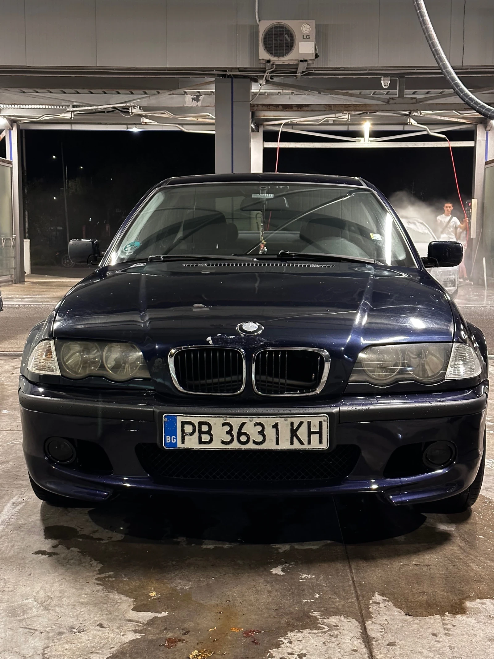 BMW 320  - изображение 5