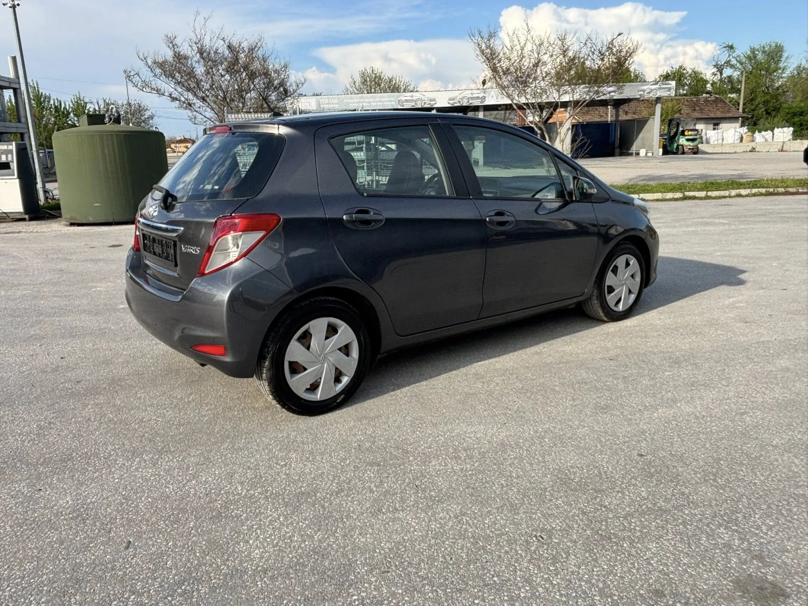 Toyota Yaris 1.3 БЕНЗИН EURO5 - изображение 5