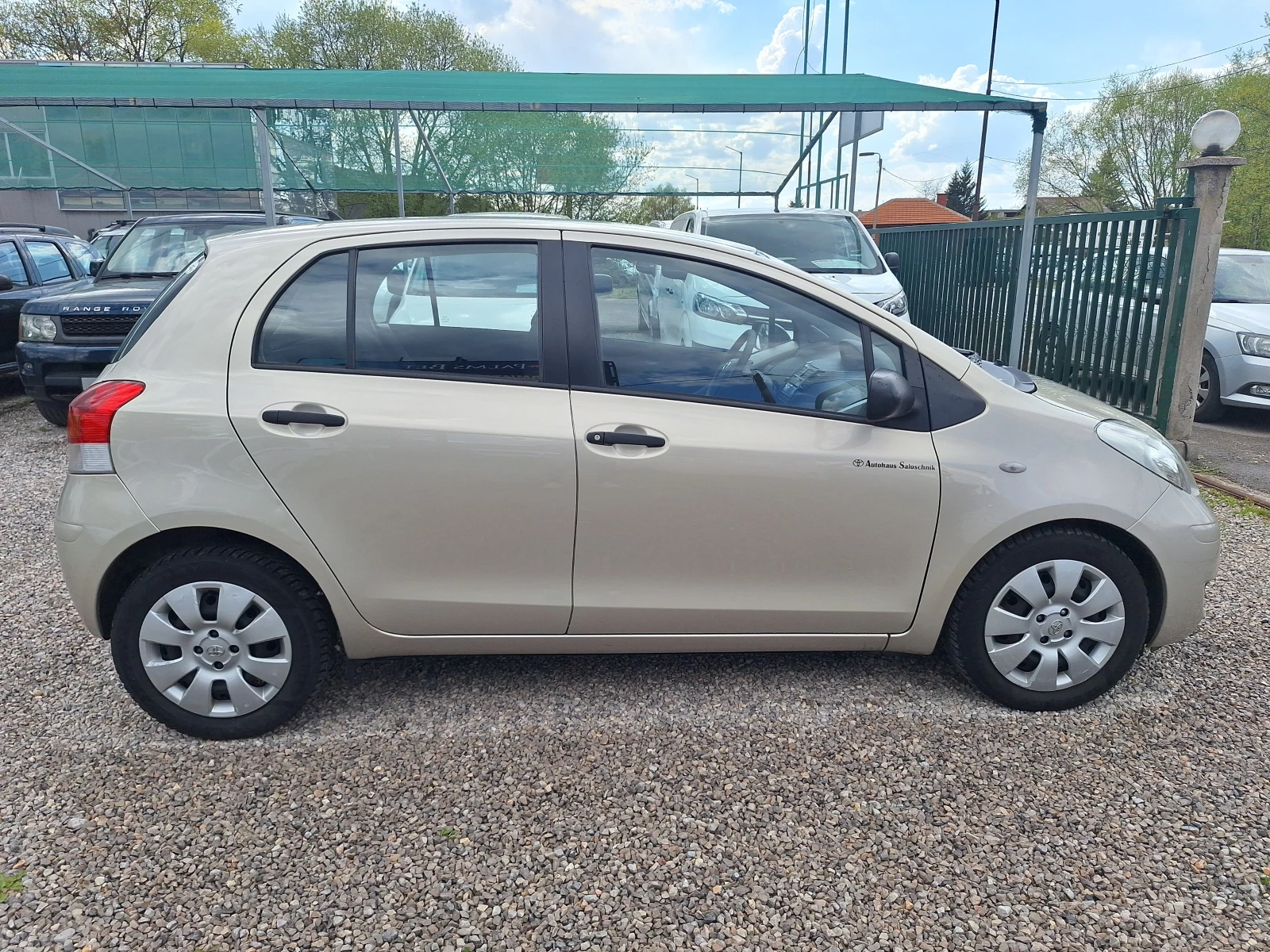Toyota Yaris 1.33 vvt-i 101ks face! - изображение 2