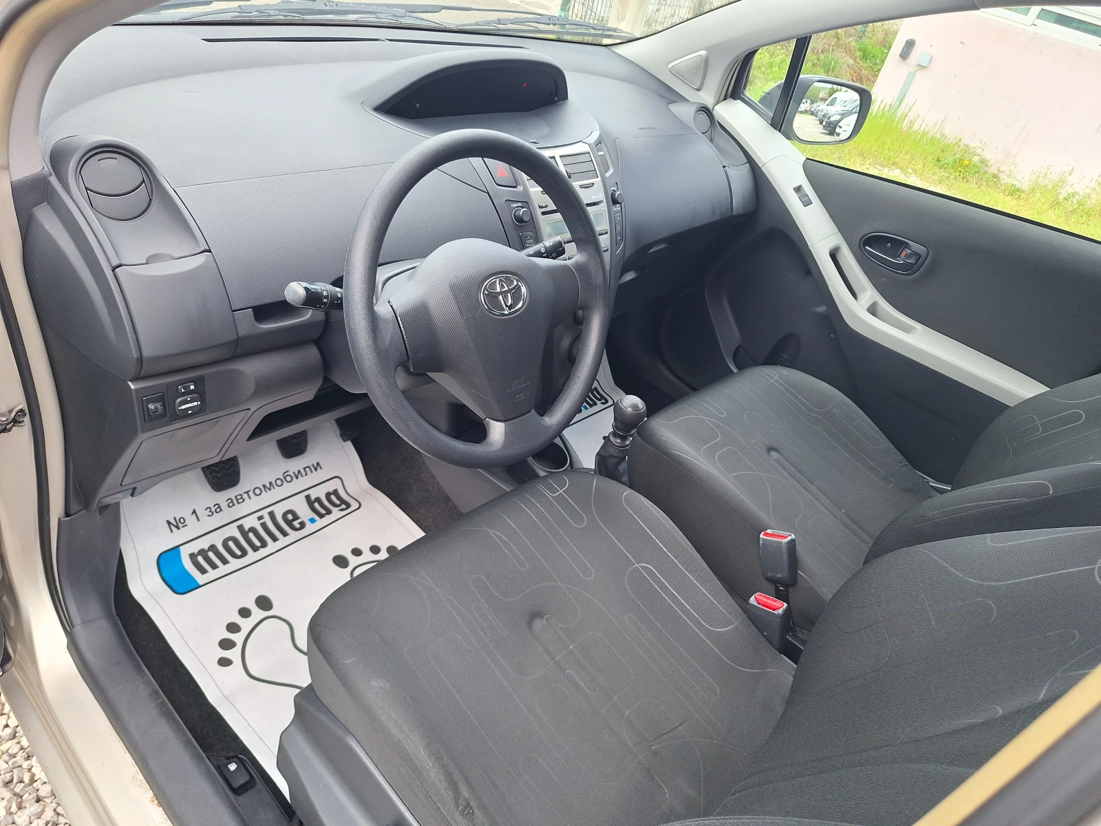 Toyota Yaris 1.33 vvt-i 101ks face! - изображение 10