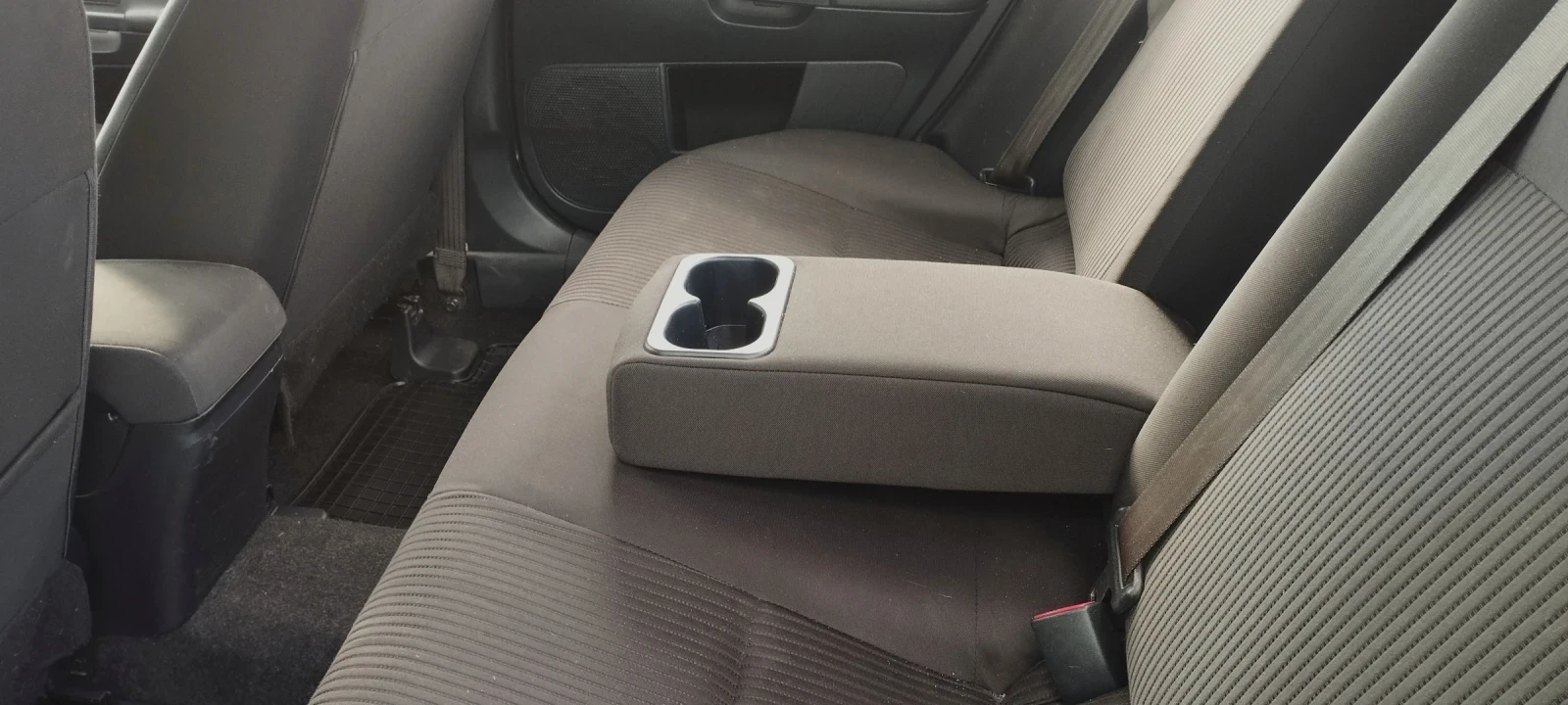 Mitsubishi Lancer 1.6  - изображение 9