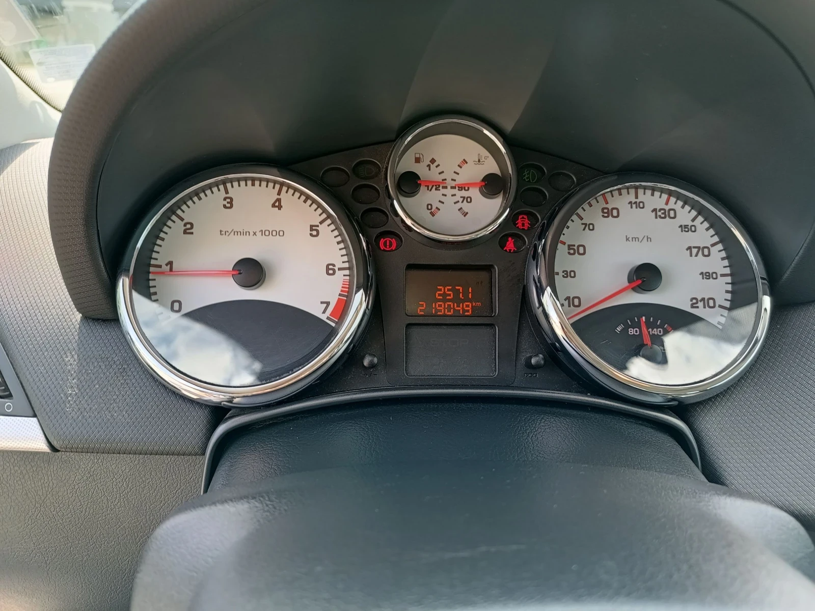 Peugeot 207 1.6 120 . | Mobile.bg   15