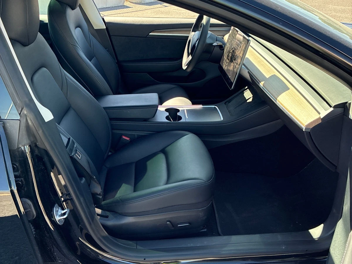 Tesla Model 3 * * DUAL MOTOR * * CARFAX * * АВТО КРЕДИТ * *  - изображение 9
