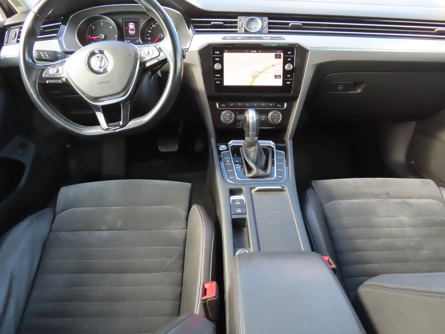 VW Passat Highline 2.0TDI SCR BMT 4MOTION - изображение 5
