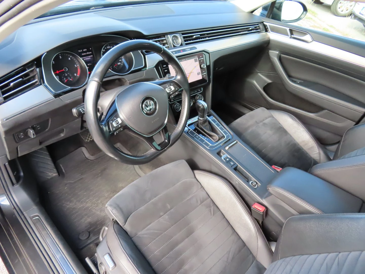 VW Passat Highline 2.0TDI SCR BMT 4MOTION - изображение 4