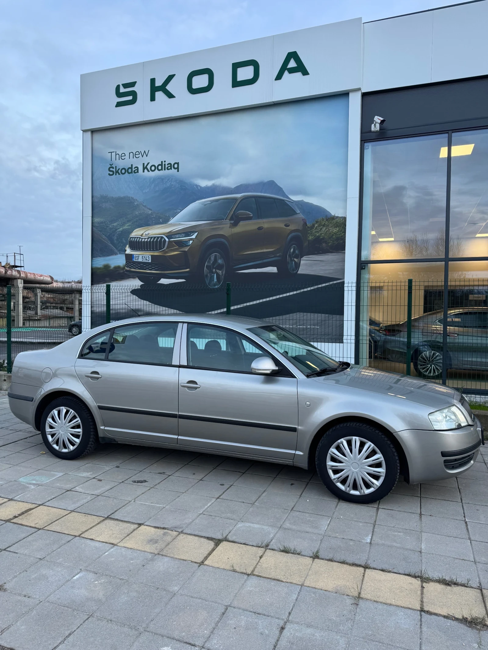 Skoda Superb 2.0 TDI  - изображение 3