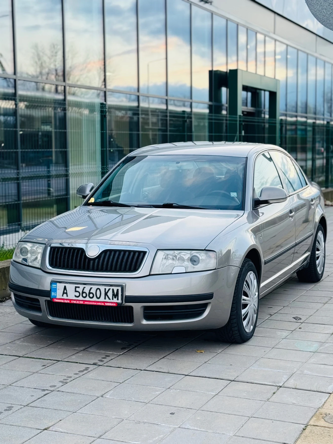 Skoda Superb 2.0 TDI  - изображение 2
