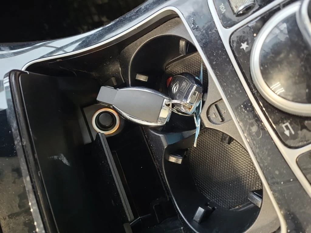 Mercedes-Benz C 300 * CARFAX * �����������  | Mobile.bg � ����������� 10