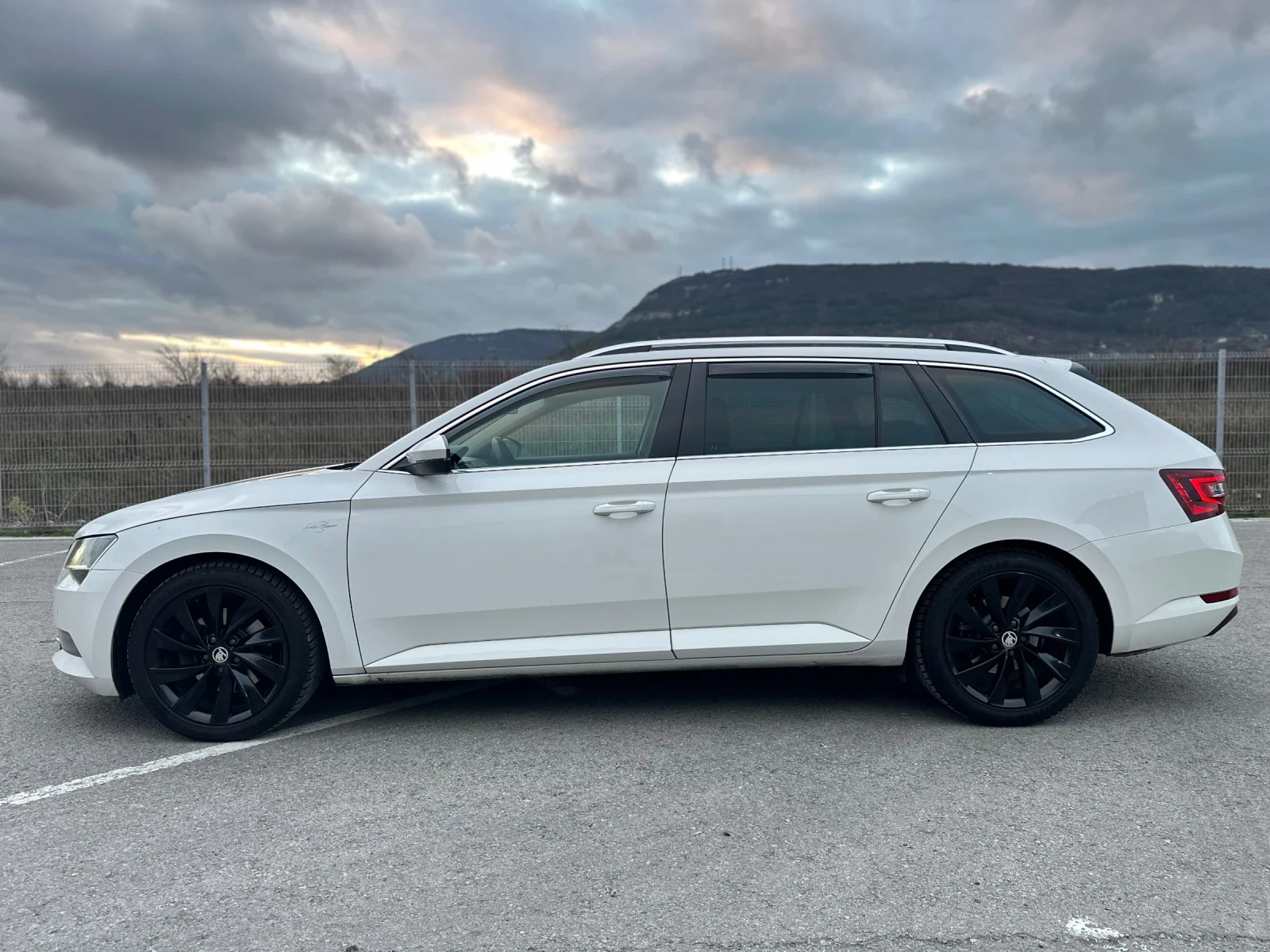 Skoda Superb Lauren&Klement 2.0TDI DSG 4x4 SWISS - изображение 5