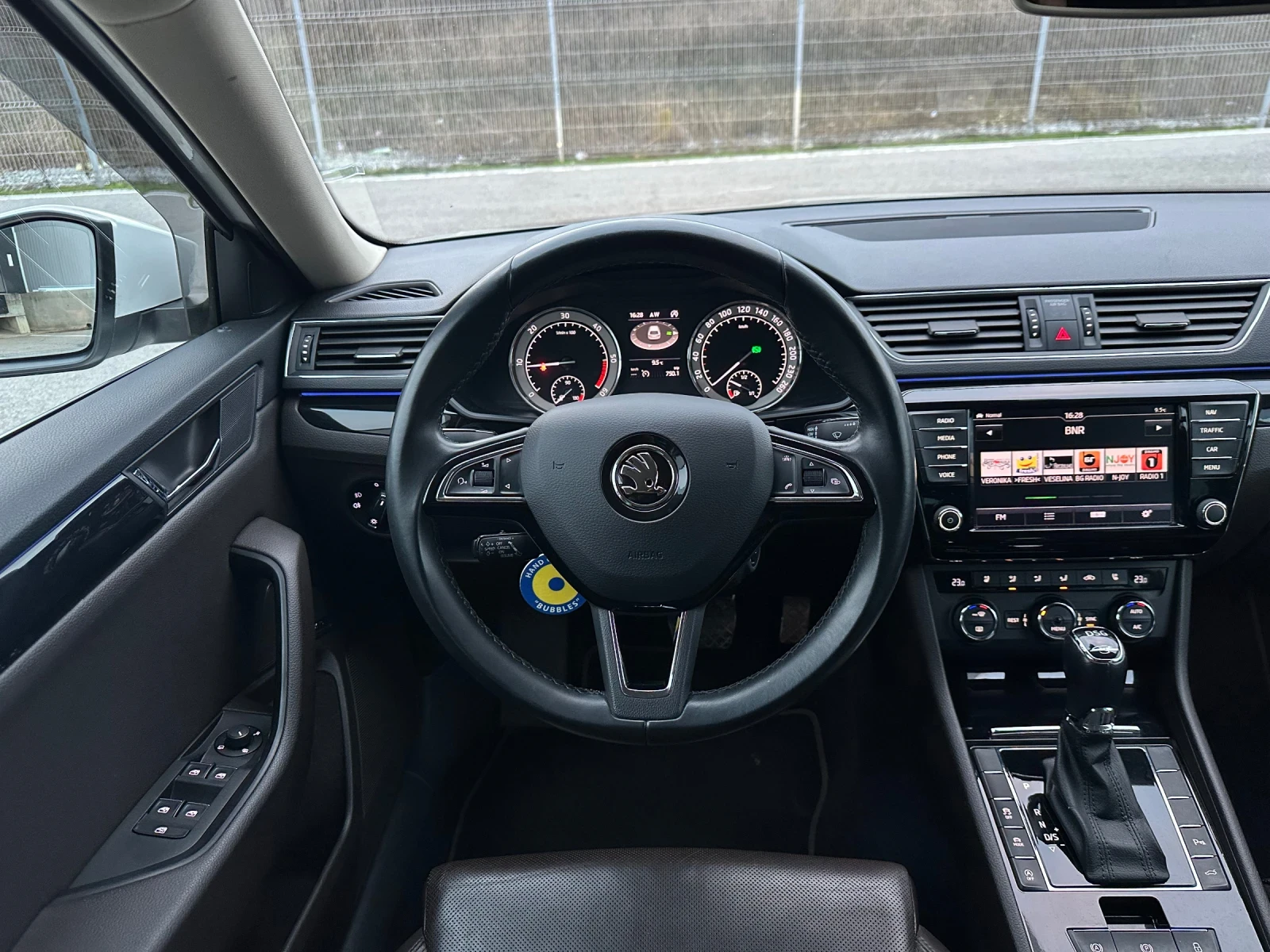 Skoda Superb Lauren&Klement 2.0TDI DSG 4x4 SWISS - изображение 8