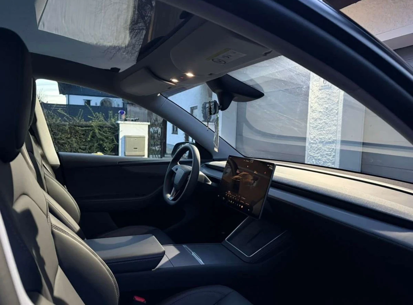 Tesla Y Juniper Long Range - изображение 8