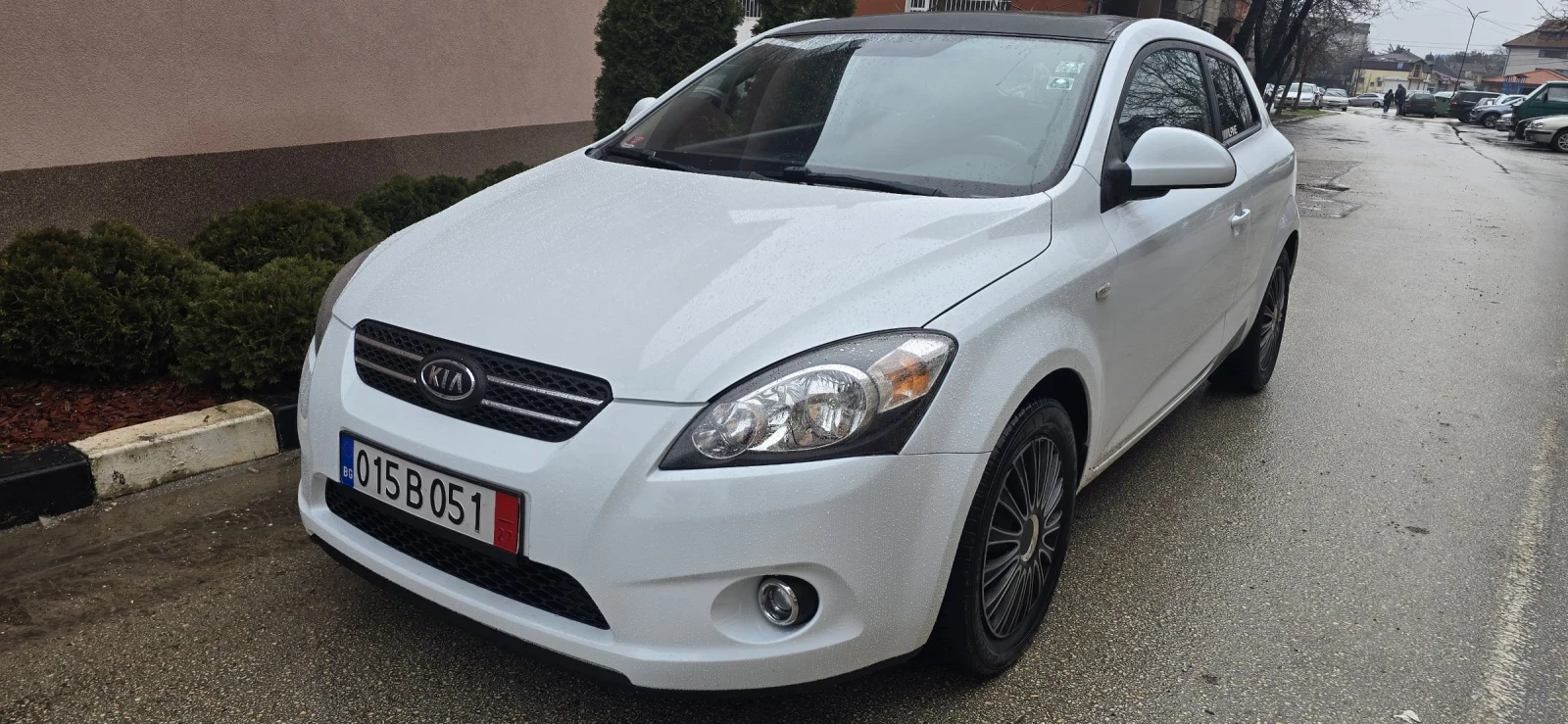 Kia Ceed 2.0i, Navi, ���� | Mobile.bg � ����������� 1