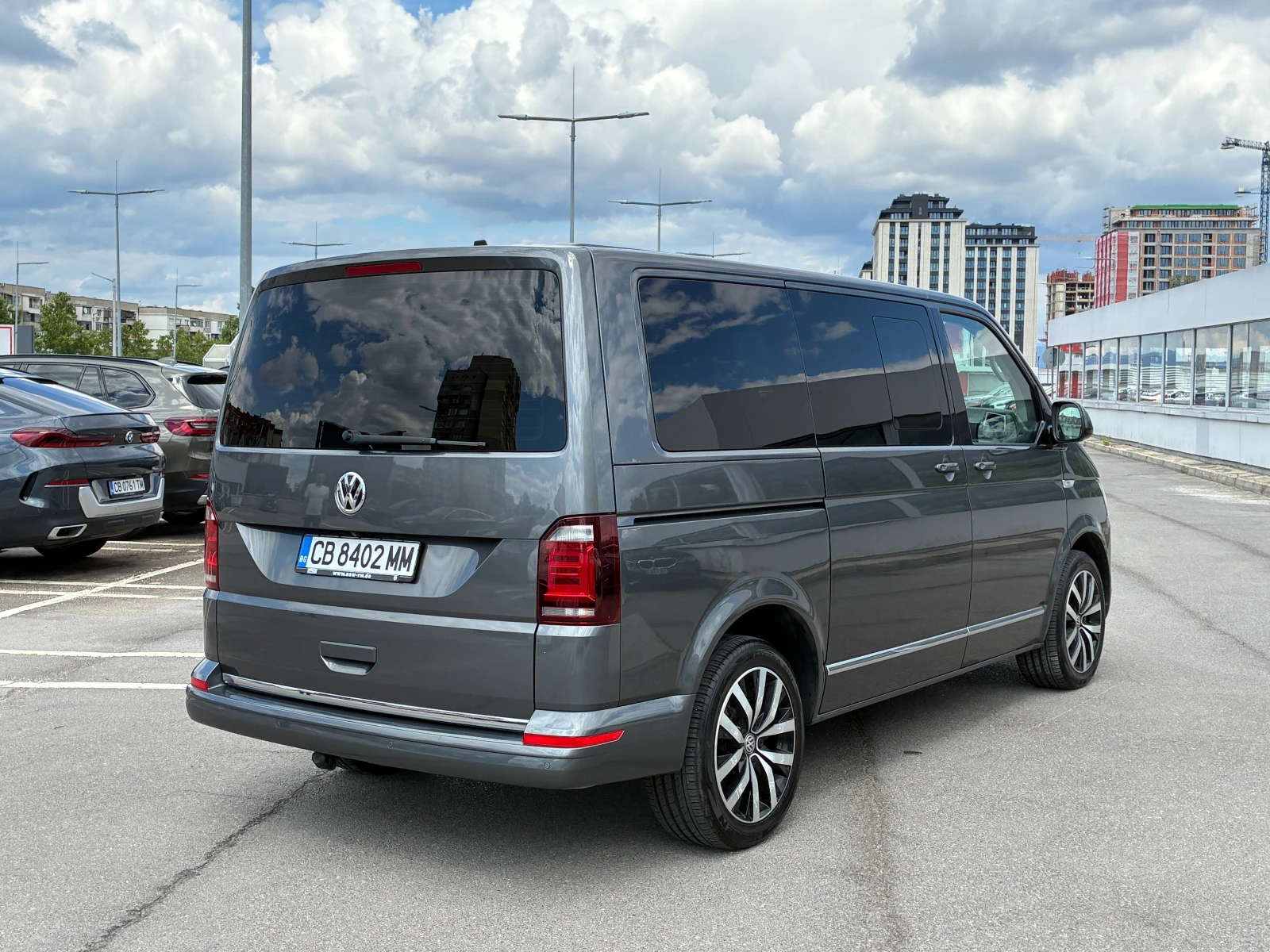 VW Multivan 2.0 TDI Business , снимка 8 - Автомобили и джипове - 55432981