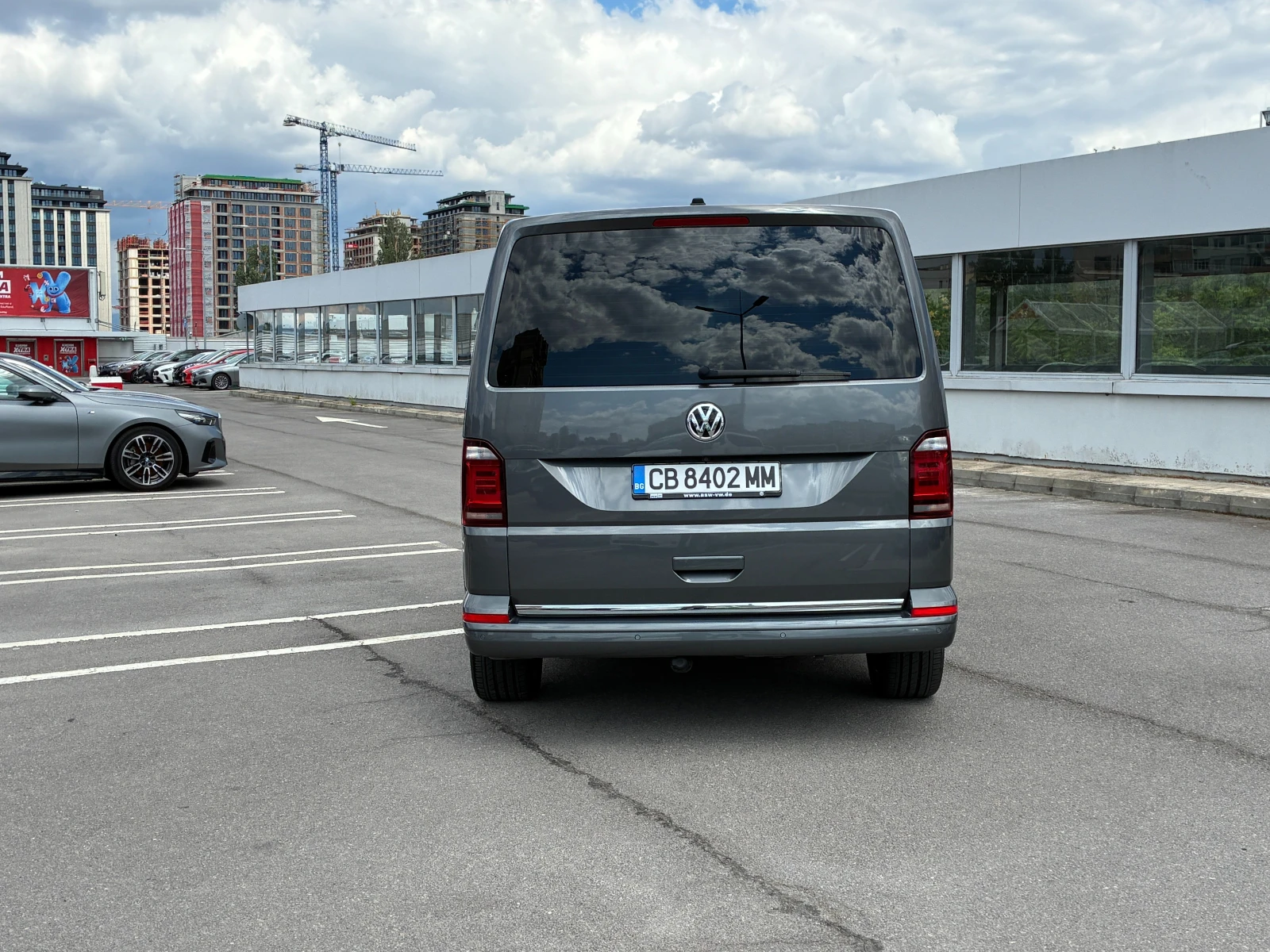 VW Multivan 2.0 TDI Business , снимка 6 - Автомобили и джипове - 55432981