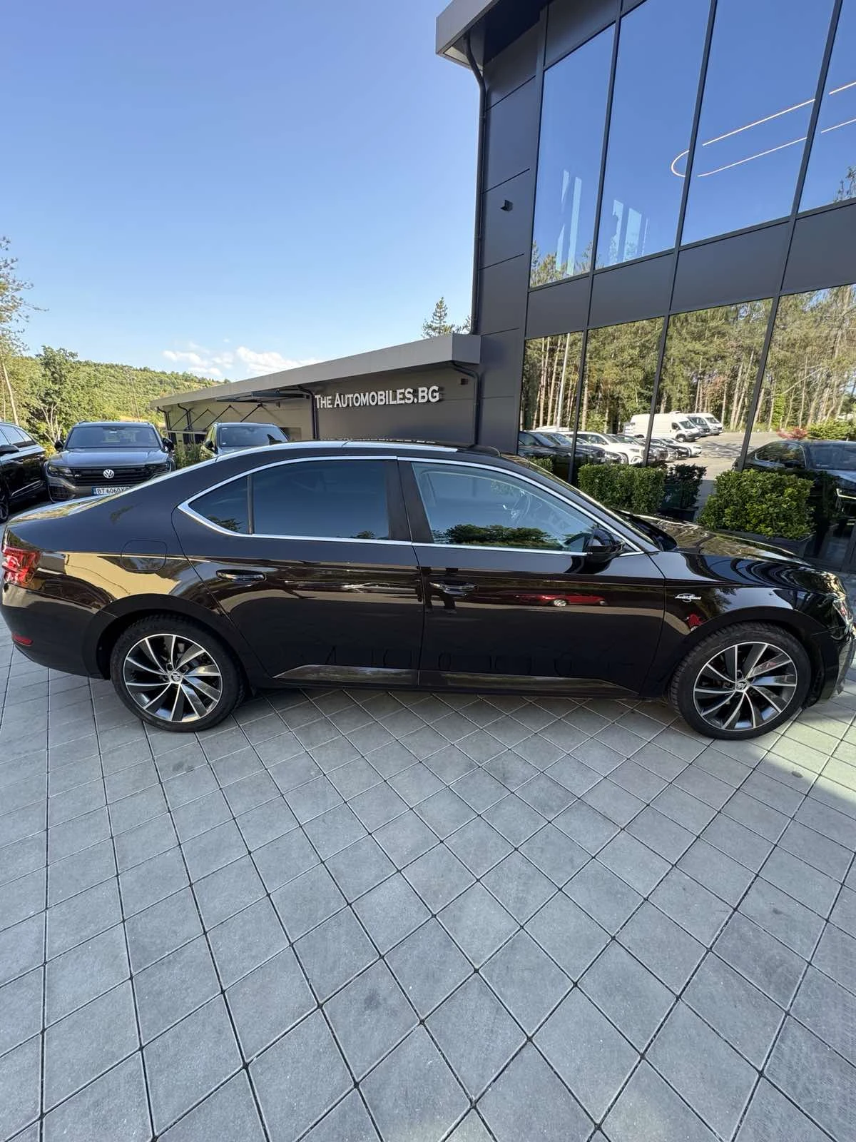 Skoda Superb Laurin&Klement 4x4, снимка 8 - Автомобили и джипове - 55617190