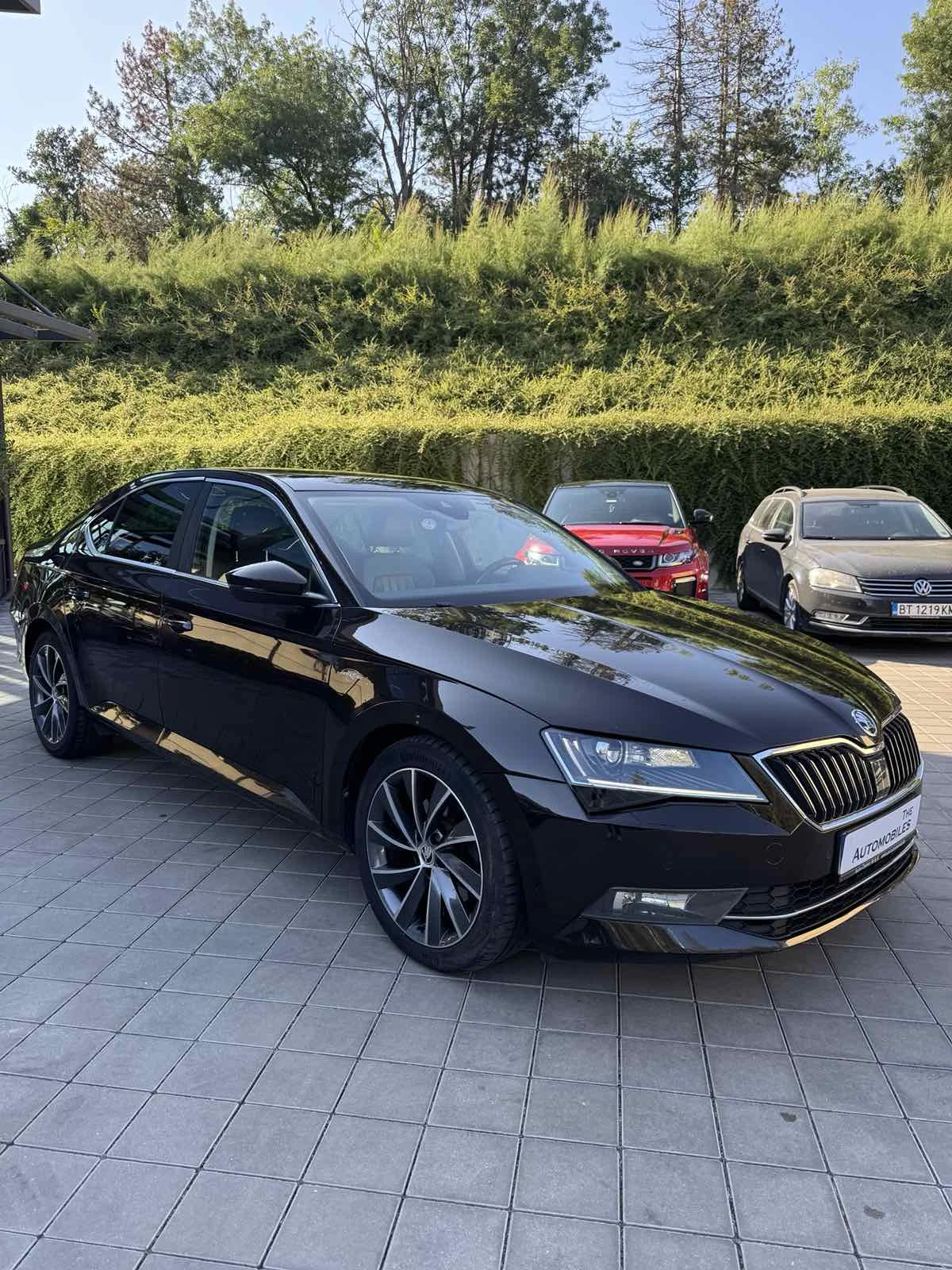 Skoda Superb Laurin&Klement 4x4, снимка 2 - Автомобили и джипове - 55617190