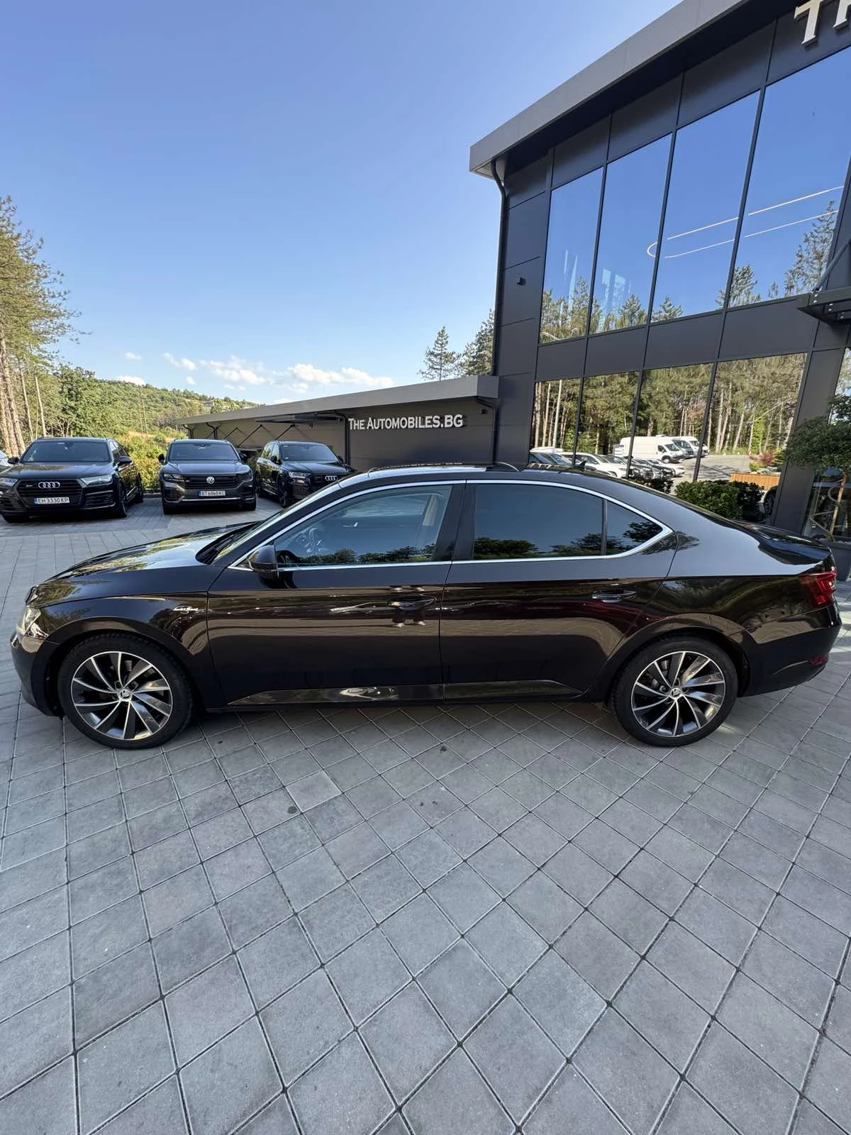 Skoda Superb Laurin&Klement 4x4, снимка 4 - Автомобили и джипове - 55617190