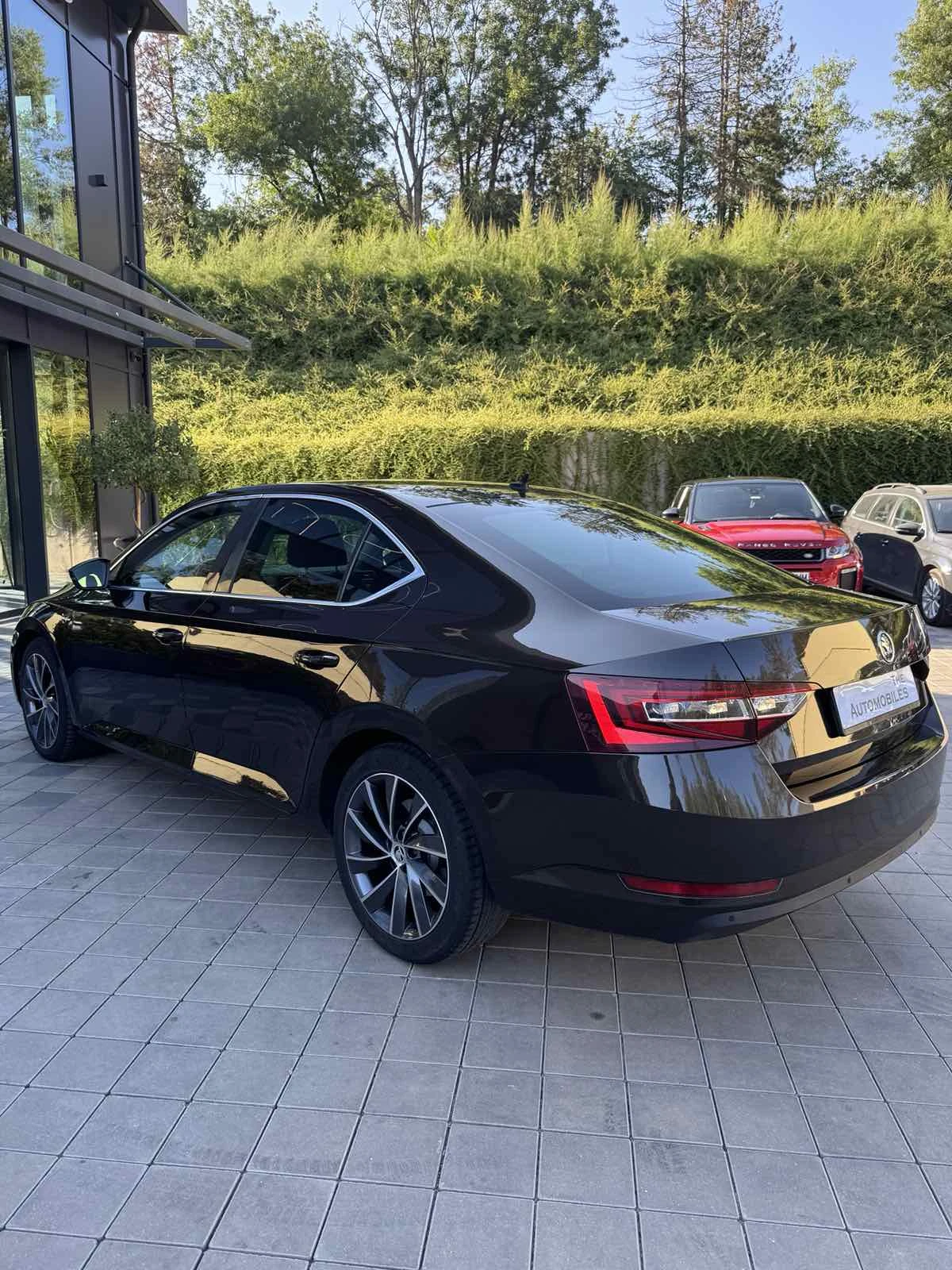 Skoda Superb Laurin&Klement 4x4, снимка 6 - Автомобили и джипове - 55617190