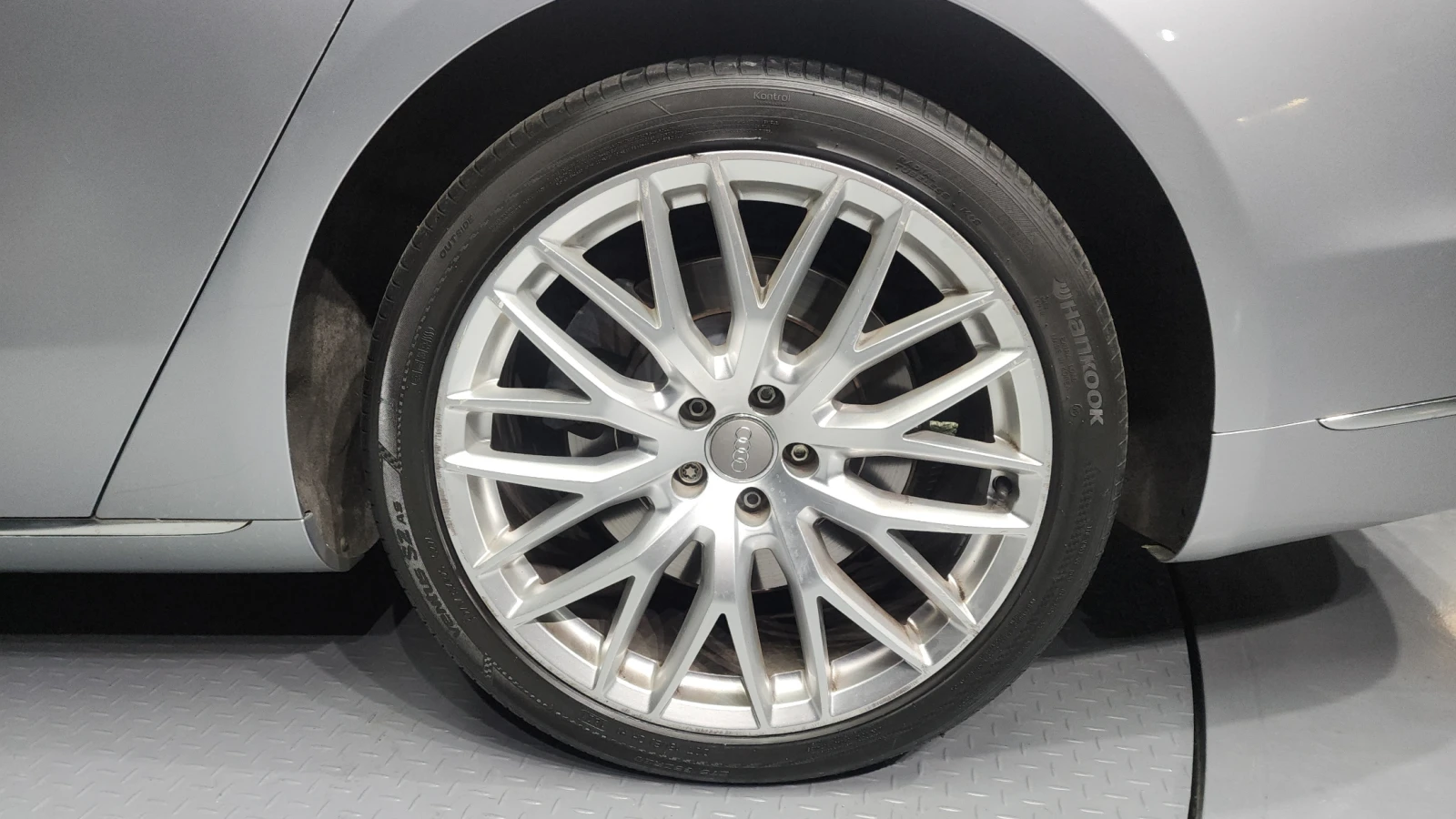 Audi A8 L' 4.0T ' MATRIX ' DISTRONIC ' TV , снимка 5 - Автомобили и джипове - 55901928