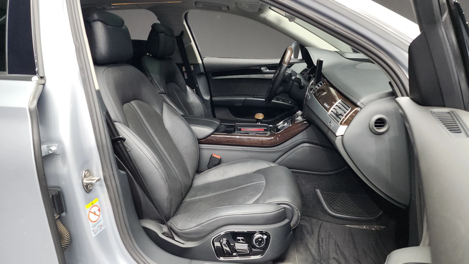 Audi A8 L' 4.0T ' MATRIX ' DISTRONIC ' TV , снимка 11 - Автомобили и джипове - 55901928