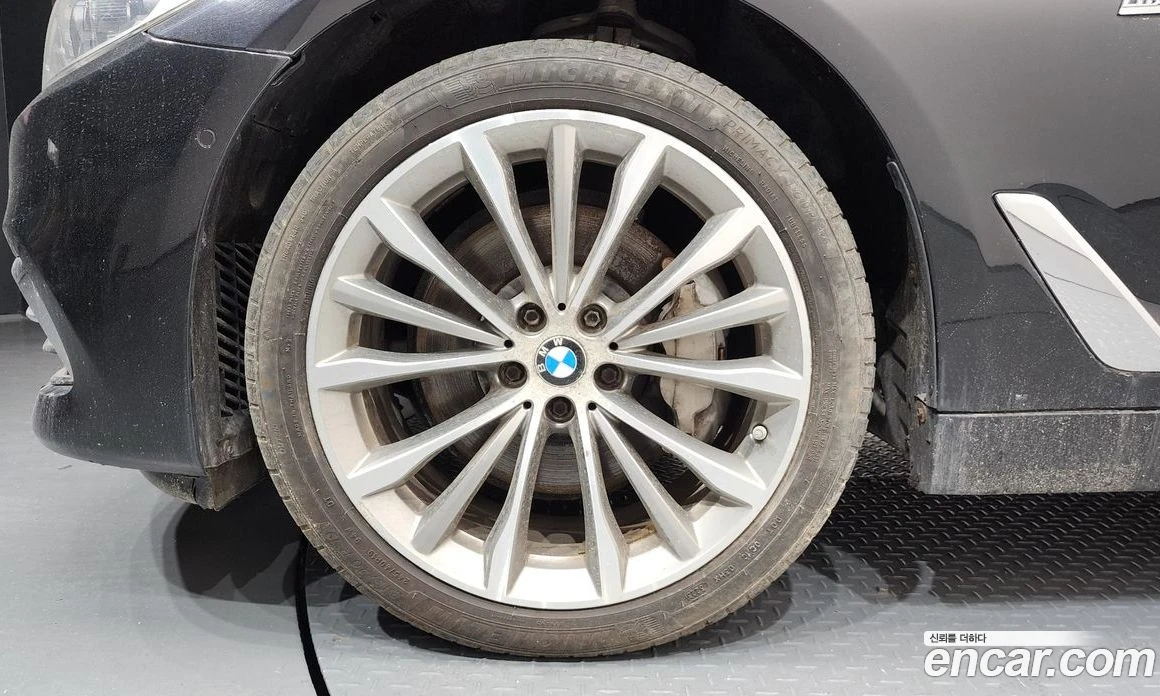 BMW 540 540i xDrive Luxury Plus, снимка 5 - Автомобили и джипове - 56107255