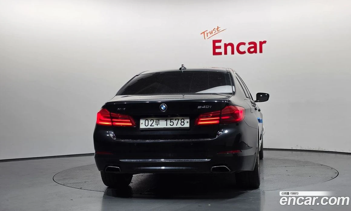 BMW 540 540i xDrive Luxury Plus, снимка 4 - Автомобили и джипове - 56107255