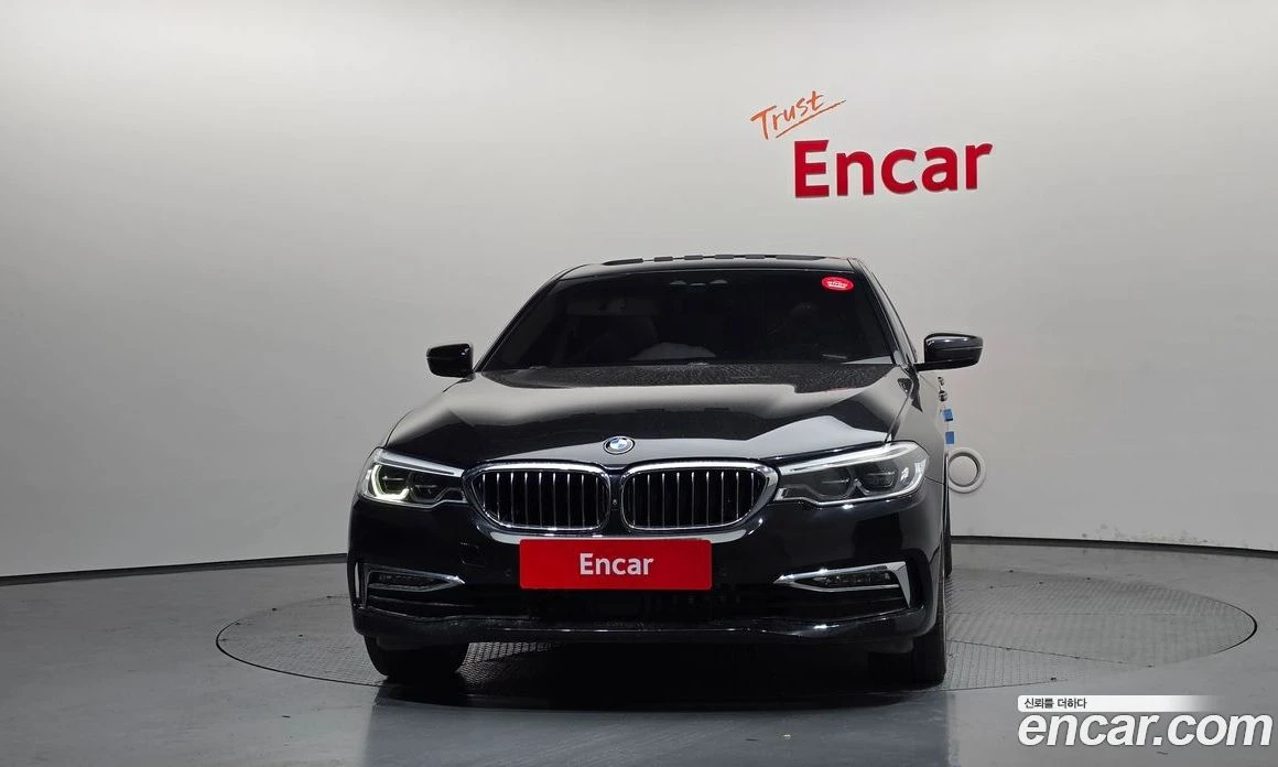 BMW 540 540i xDrive Luxury Plus, снимка 3 - Автомобили и джипове - 56107255