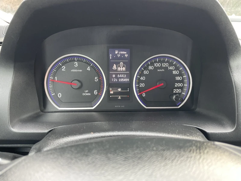 Honda Cr-v 2.2iDTEC, КОЖА, 4х4, 150кс, ИТАЛИЯ, снимка 9 - Автомобили и джипове - 48451753