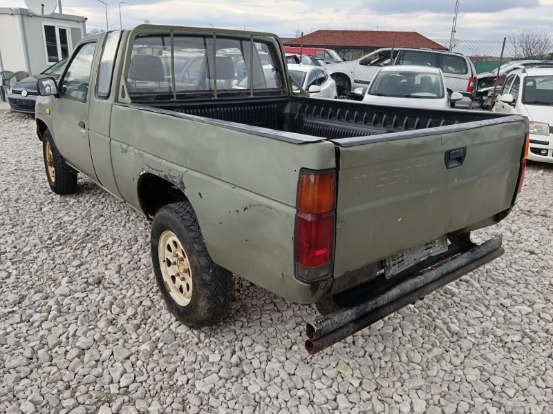 Nissan Navara, снимка 4 - Автомобили и джипове - 48536444