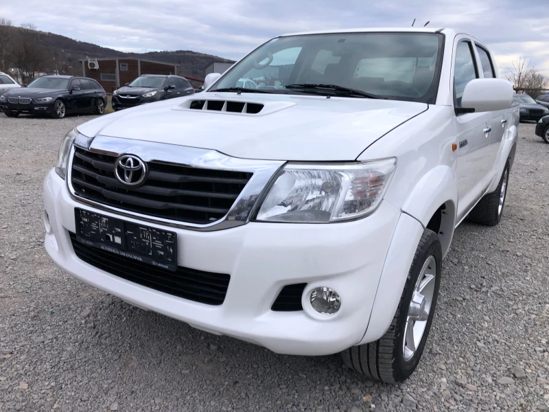 Toyota Hilux 2.5D4D KLIMATIK, снимка 2 - Автомобили и джипове - 49468827